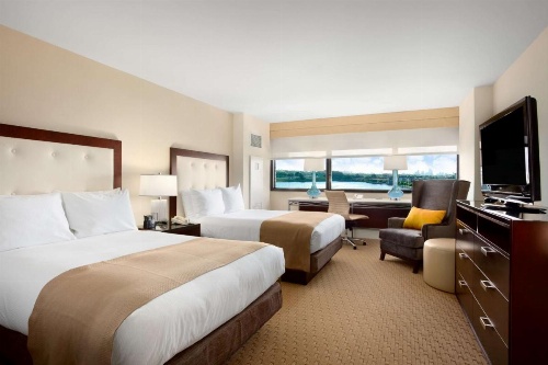 Hilton Miami Airport Blue Lagoon image 18