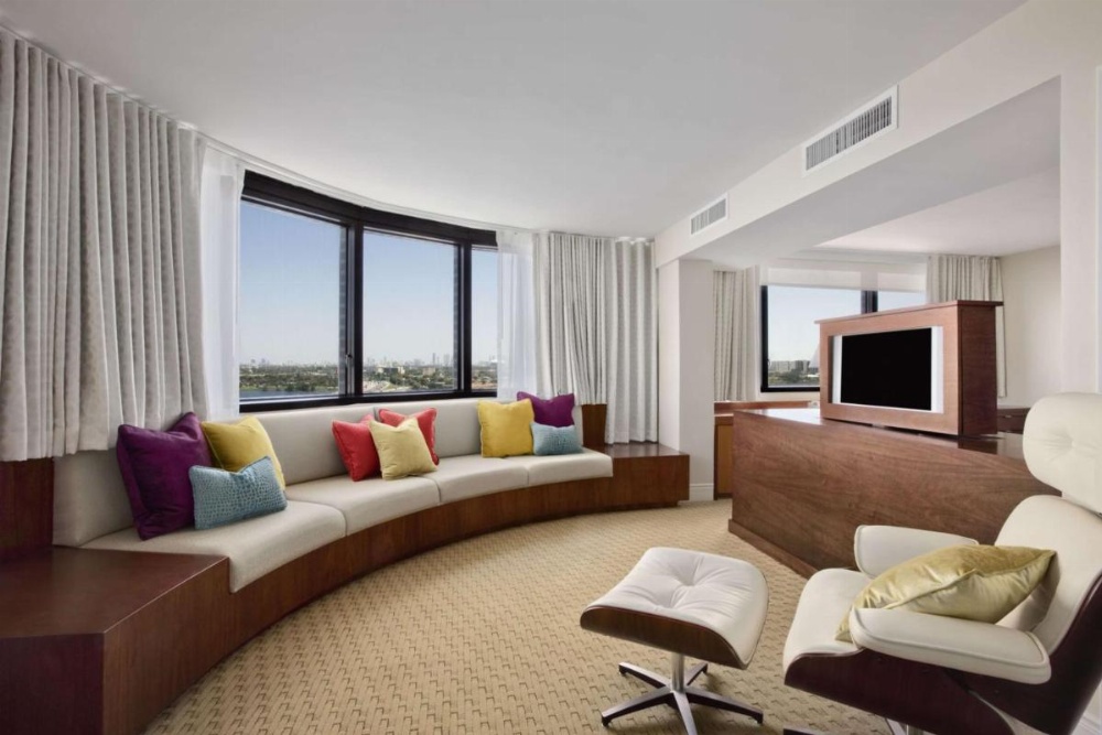 Hilton Miami Airport Blue Lagoon Image 21