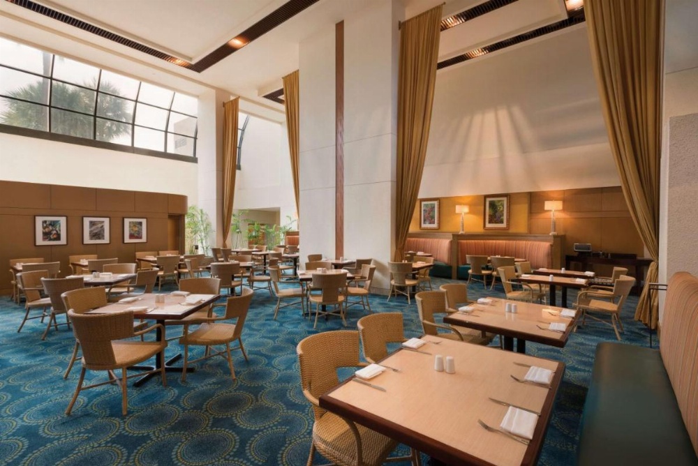 Hilton Miami Airport Blue Lagoon Image 27