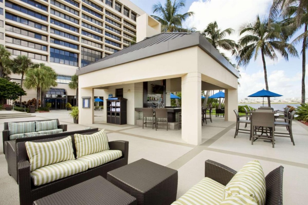 Hilton Miami Airport Blue Lagoon Image 34