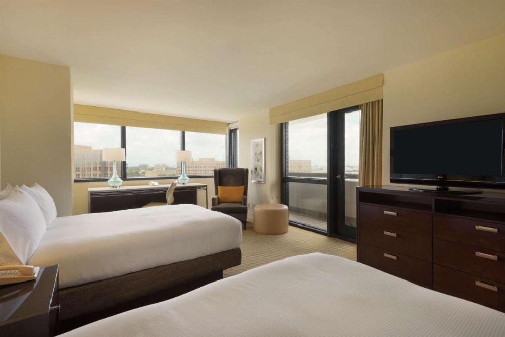 Hilton Miami Airport Blue Lagoon Image 48